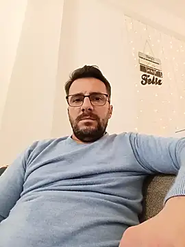 Snapshot of NatanCasad0 chatting on 02/14/26, 10:39 NatanCasad0 online show from 02/14/26, 10:39