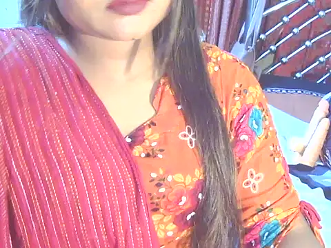Nusrat Faria online show from 05/14/26, 07:31
