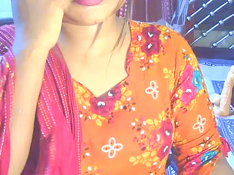 Nusrat Faria online show from 05/21/26, 08:16