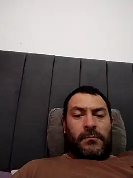 lio199010 online show from 04/15/26, 08:20