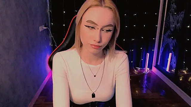 Snapshot of crybambi chatting on 02/24/26, 07:17 crybambi online show from 02/24/26, 07:17