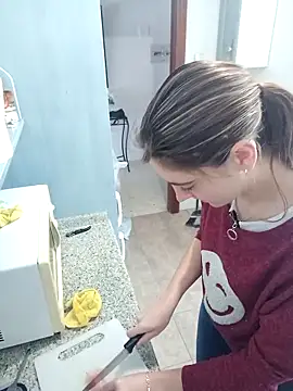 laparejaideal08 online show from 04/15/26, 12:12