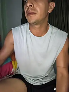 logan-31 online show from 02/01/26, 04:44