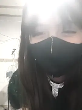 dieciochoyundia online show from 02/14/26, 01:46