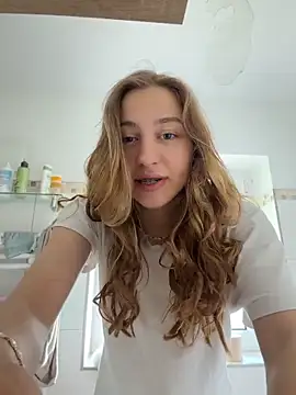romyxxs online show from 05/17/26, 08:55