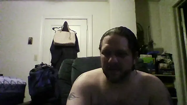 Snapshot of Demon2182 chatting on 02/27/26, 06:13 Demon2182 online show from 02/27/26, 06:13