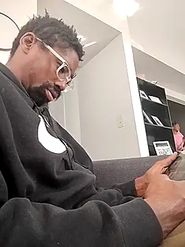 Snapshot of PharaohJaguars chatting on 02/16/26, 04:14 PharaohJaguars online show from 02/16/26, 04:14