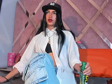 MeghanQueen   online show from 02/07/26, 03:43