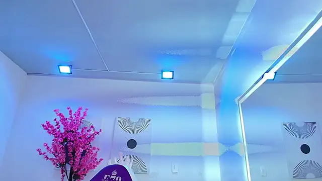 Snapshot of Madisson_pitman chatting on 02/25/26, 08:18 Madisson pitman online show from 02/25/26, 08:18