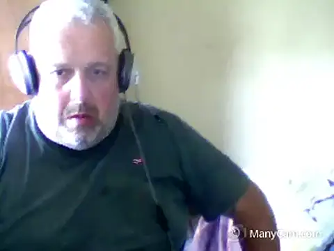 Snapshot of swichcassanesi chatting on 04/18/26, 12:09 swichcassanesi online show from 04/18/26, 12:09