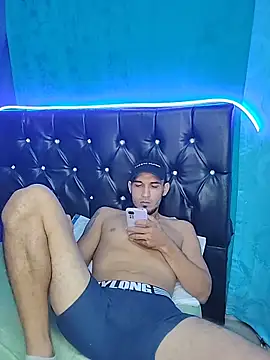 junior men22 online show from 02/17/26, 01:29