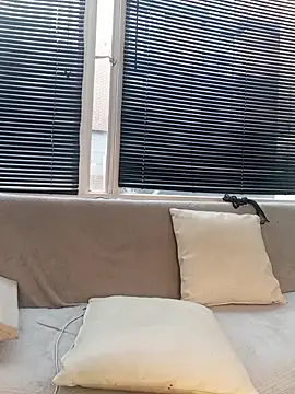 Snapshot of Eva_Err chatting on 02/05/26, 10:03 Eva Err online show from 02/05/26, 10:03