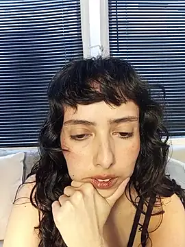 Snapshot of Eva_Err chatting on 02/15/26, 09:11 Eva Err online show from 02/15/26, 09:11