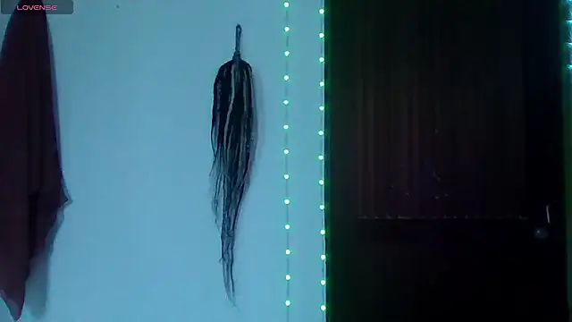 suky pou online show from 02/02/26, 08:29