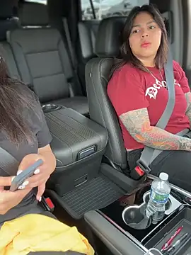 Snapshot of KittyTatts chatting on 02/14/26, 09:11 KittyTatts online show from 02/14/26, 09:11