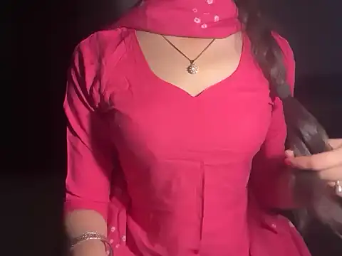 Simran kaurr online show from 04/13/26, 06:52