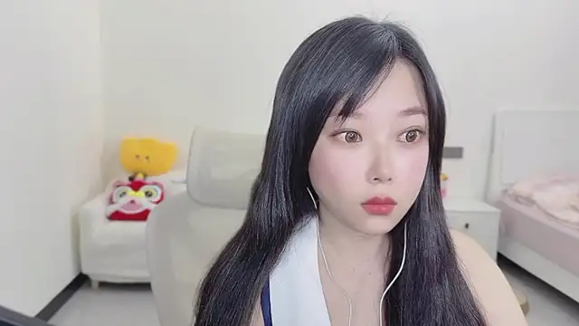 Yumi yuni online show from 03/17/26, 12:26