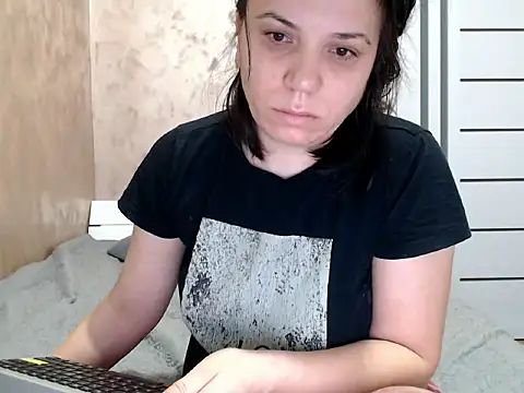 LorraGrey online show from 04/09/26, 03:50