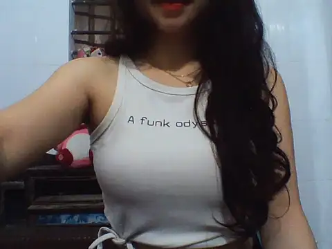 NinaKey online show from 03/27/26, 03:12