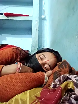 Snapshot of Raamdevi158 chatting on 02/19/26, 04:58 Raamdevi158 online show from 02/19/26, 04:58