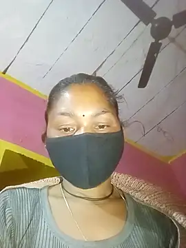 Snapshot of Raamdevi158 chatting on 02/27/26, 09:15 Raamdevi158 online show from 02/27/26, 09:15