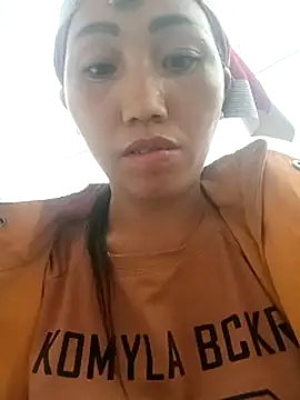 hot-luna- online show from 02/10/26, 09:13