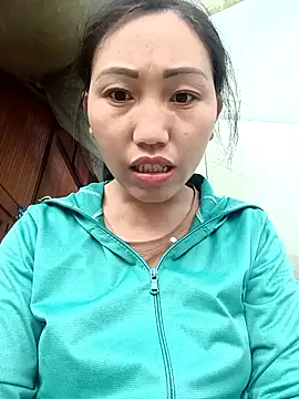 hot-luna- online show from 03/01/26, 12:56