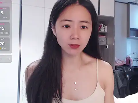 Snapshot of Tsuki-y chatting on 02/23/26, 11:24 Tsuki-y online show from 02/23/26, 11:24