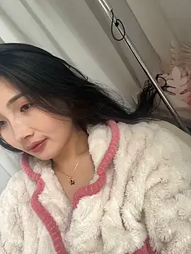 mimi-love13 online show from 03/02/26, 01:41