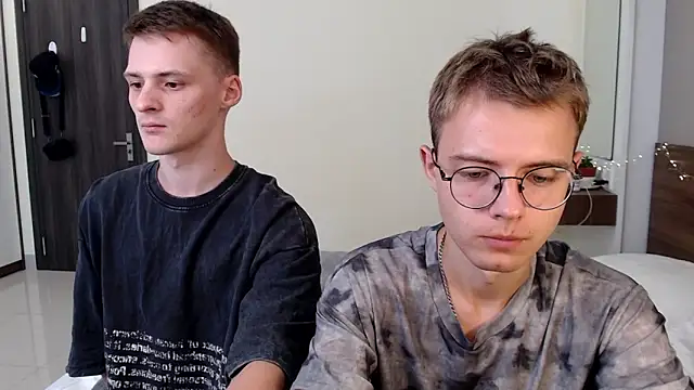 NikiKerryCum online show from 04/18/26, 09:46