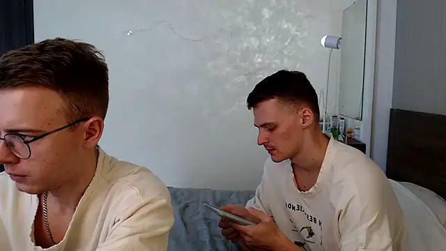 NikiKerryCum online show from 07/10/26, 04:28