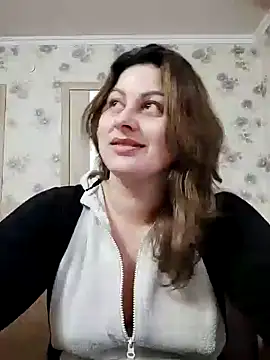 Snapshot of Soli9999 chatting on 02/15/26, 02:14 Soli9999 online show from 02/15/26, 02:14