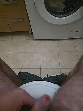 Snapshot of Heyyo3 chatting on 02/07/26, 09:13 Heyyo3 online show from 02/07/26, 09:13