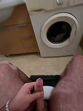 Snapshot of Heyyo3 chatting on 02/14/26, 08:55 Heyyo3 online show from 02/14/26, 08:55