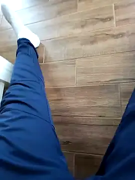 Snapshot of latya111 chatting on 02/15/26, 01:52 latya111 online show from 02/15/26, 01:52