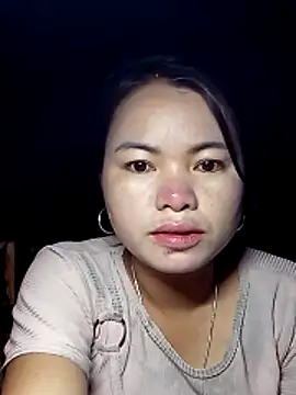 Snapshot of emlylyxinh chatting on 02/22/26, 02:04 emlylyxinh online show from 02/22/26, 02:04