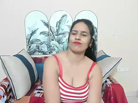 Snapshot of sara_conorr chatting on 05/28/26, 03:48 sara conorr online show from 05/28/26, 03:48