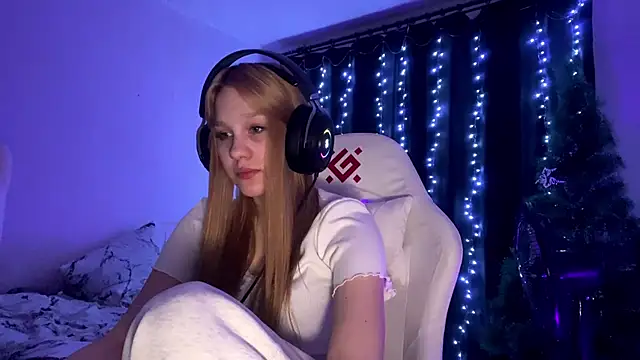 Snapshot of axin_burnell chatting on 02/14/26, 05:53 axin burnell online show from 02/14/26, 05:53