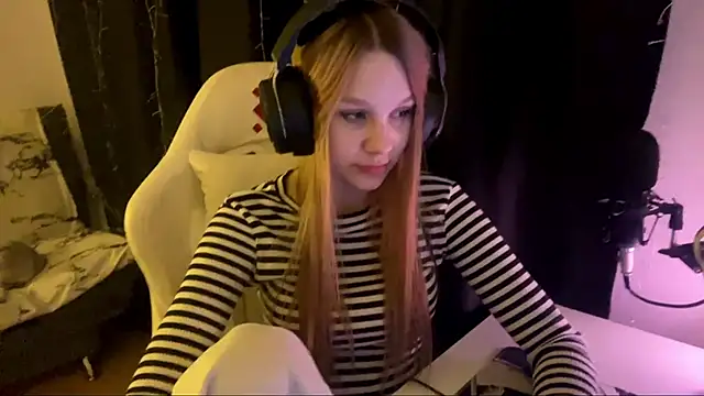 axin burnell online show from 05/03/26, 06:47
