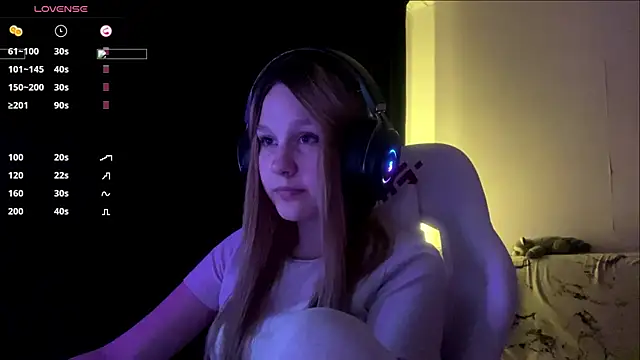 axin burnell online show from 06/17/26, 04:41