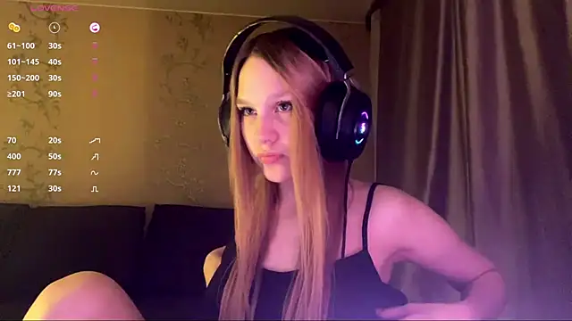 axin burnell online show from 06/28/26, 06:03