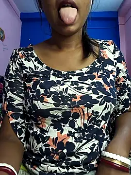 Mahira06 online show from 03/23/26, 04:00