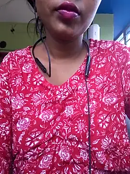 Snapshot of Mahira06 chatting on 05/22/26, 04:19 Mahira06 online show from 05/22/26, 04:19