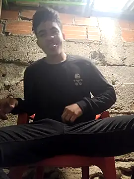 Snapshot of NikoHot_anatole chatting on 02/20/26, 09:21 NikoHot anatole online show from 02/20/26, 09:21