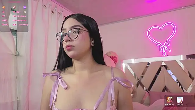 Snapshot of MILAH_TAY chatting on 05/19/26, 11:49 MILAH TAY online show from 05/19/26, 11:49