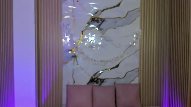 Siena Tay online show from 04/15/26, 11:50