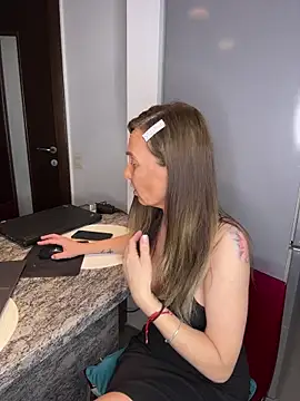 DivineAmely online show from 03/09/26, 08:24