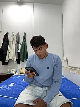 Snapshot of DavShi chatting on 02/09/26, 08:13 DavShi online show from 02/09/26, 08:13