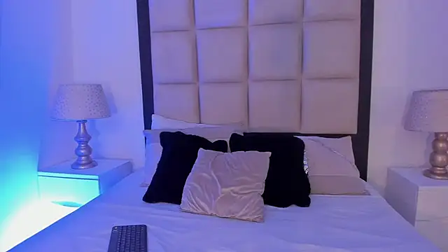 SussyFox online show from 03/04/26, 07:53