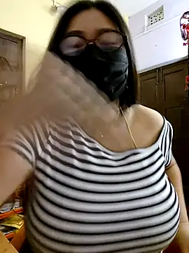mini27mimi online show from 07/10/26, 07:49